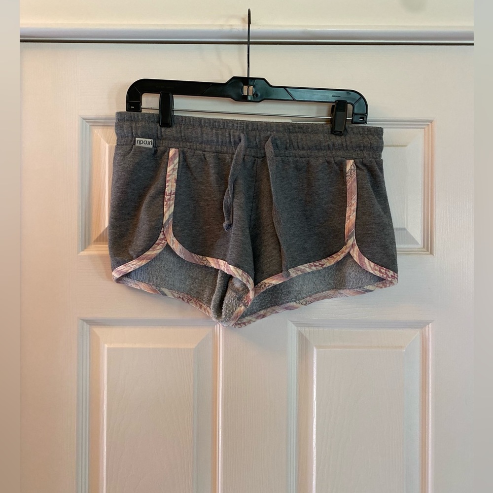 Rip Curl woman’s sweat shorts
